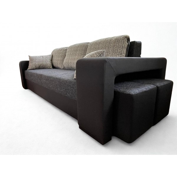 Izvelkams dīvāns ar diviem pufiem